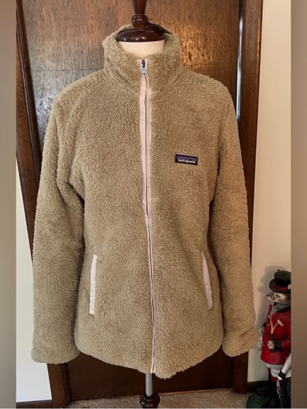 Patagonia Women's Fleece Jacket Los Gatos Khaki
